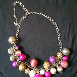 Multi color necklace